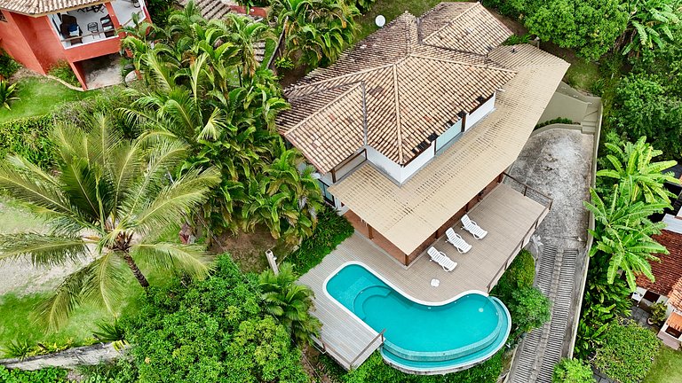 Casa com piscina e a vista mais linda de Ilhabela