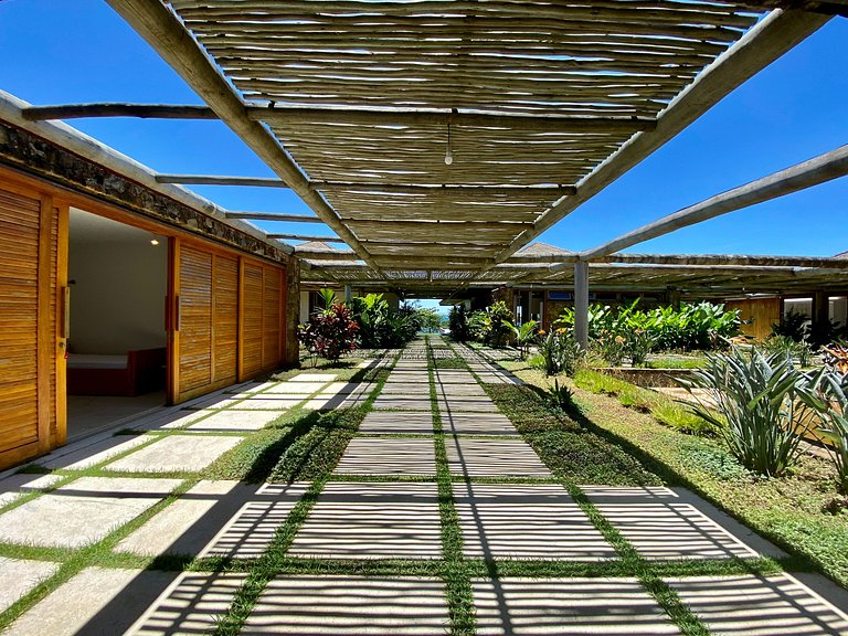 Casa em estilo balinês, pé na areia!