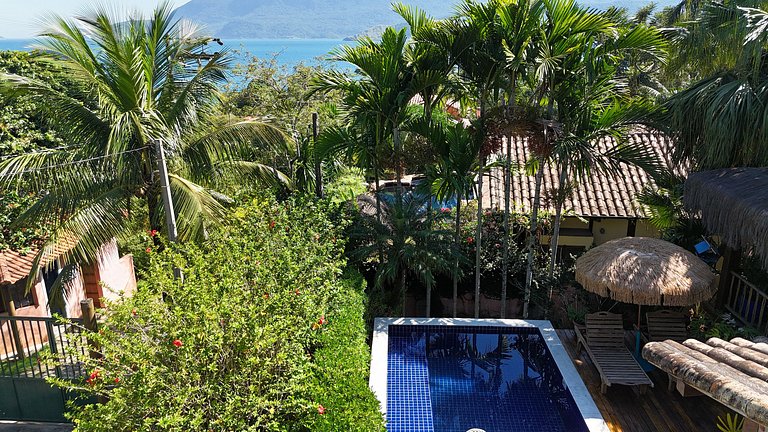 Casa encantadora na Praia da Feiticeira - Ilhabela