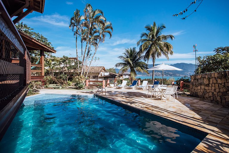 Casa no Engenho, com piscina e vista incrível