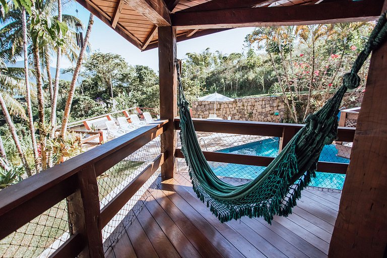 Casa no Engenho, com piscina e vista incrível