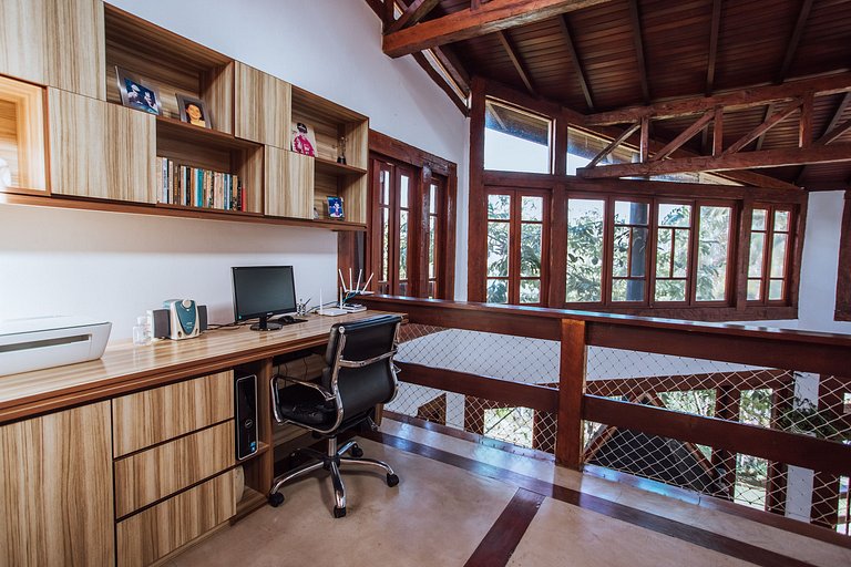 Casa no Engenho, com piscina e vista incrível