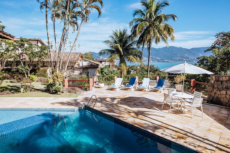 Casa no Engenho, com piscina e vista incrível