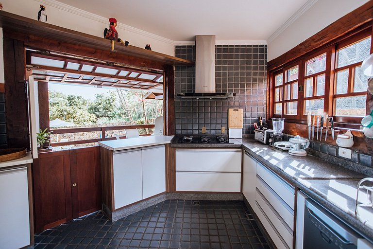 Casa no Engenho, com piscina e vista incrível