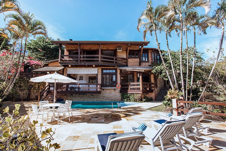 Casa no Engenho, com piscina e vista incrível