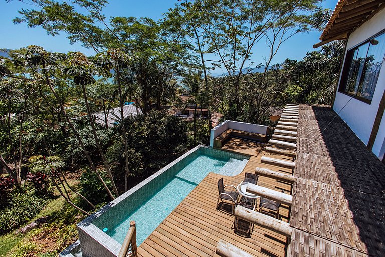 Conforto, vista para o mar e piscina aquecida