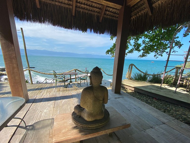 Costeira acesso ao mar, piscina e vista magnífica