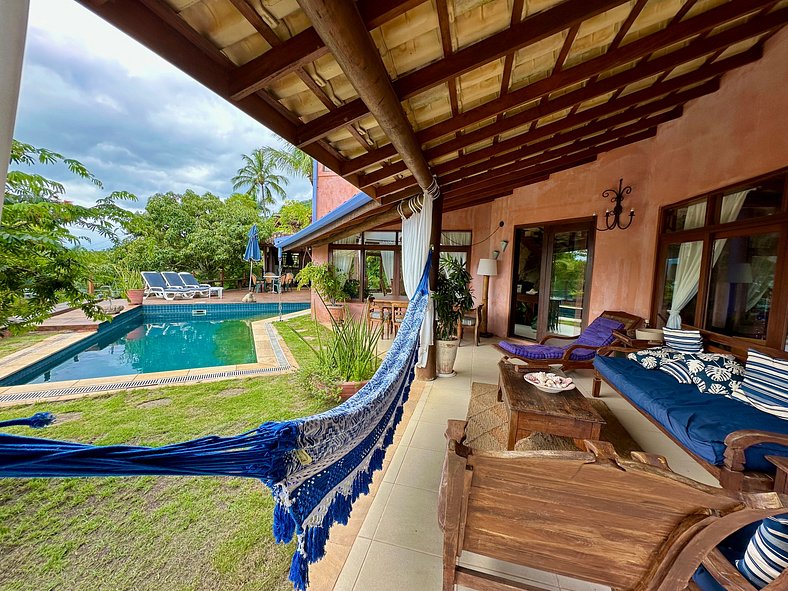 Piscina aquecida e espaço gourmet - Sta. Tereza