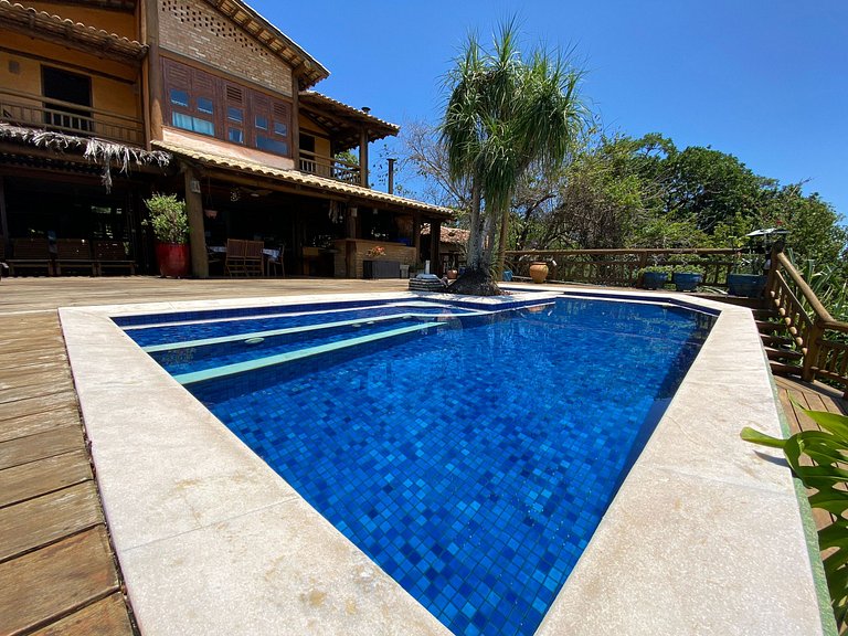 Piscina aquecida, jacuzzi e vista incrível!