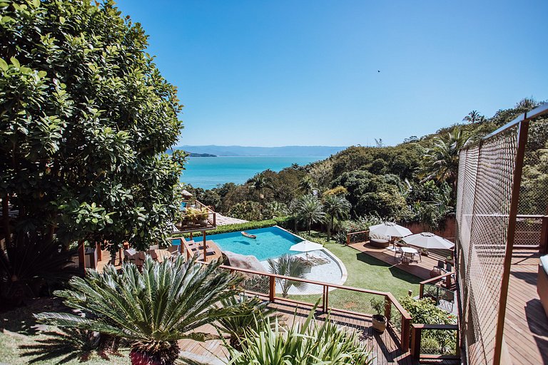 Piscina borda Infinita, vista magnífica para o mar