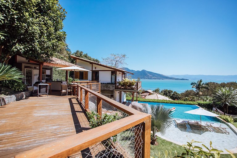 Piscina borda Infinita, vista magnífica para o mar