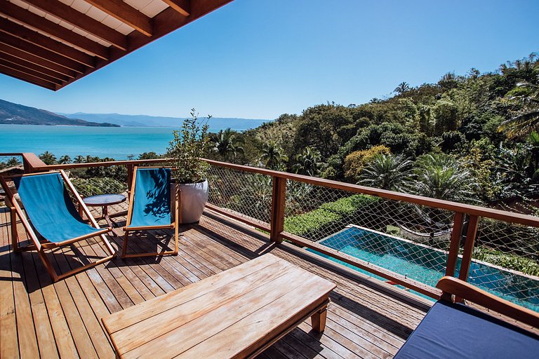 Piscina borda Infinita, vista magnífica para o mar