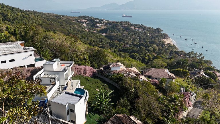 Piscina, churrasqueira, vista mar - Armação