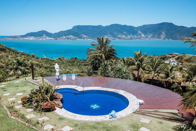 Piscina, espaço, conforto e vista incrível