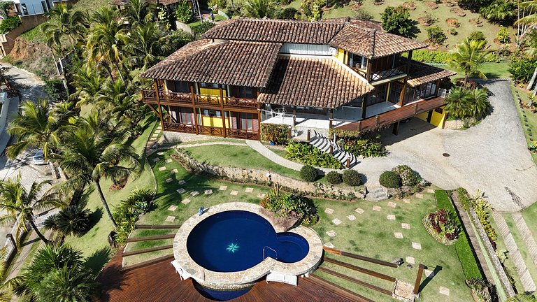 Piscina, espaço, conforto e vista incrível