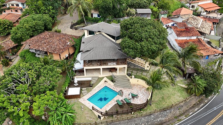 Piscina, jacuzzi, churrasqueira, próxima V. Salga