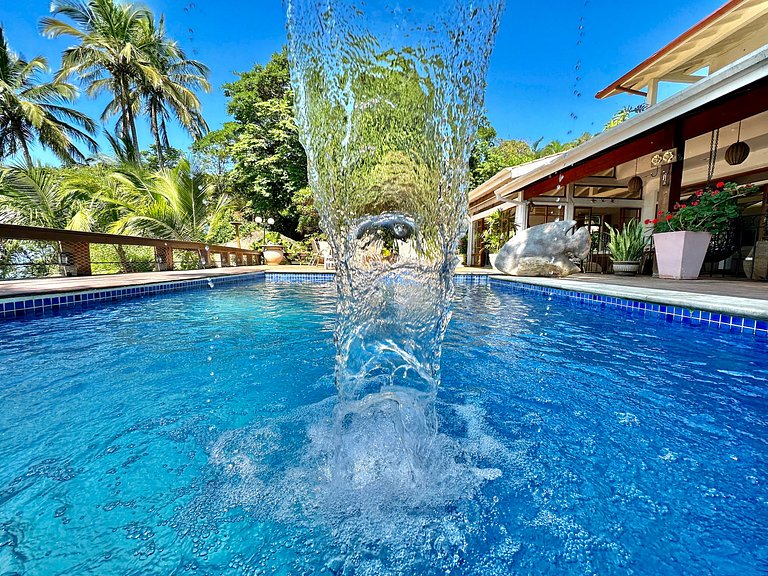 Piscina, Jacuzzi e vista incrível