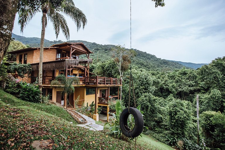 Refúgio em Ilhabela, com vista para mar e montanha