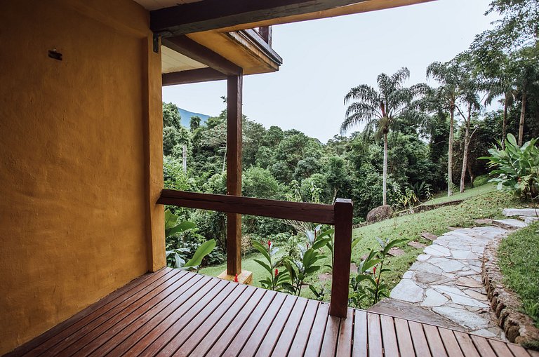 Refúgio em Ilhabela, com vista para mar e montanha