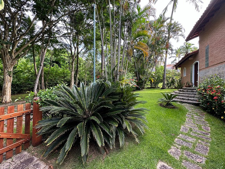 São Mathias, condomínio pé areia - Sul de Ilhabela