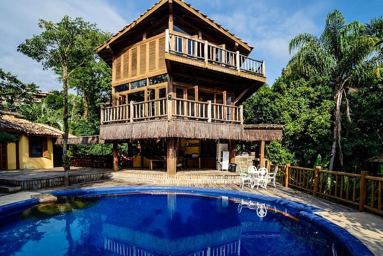 Spa aquecido, piscina e condomínio à beira-mar