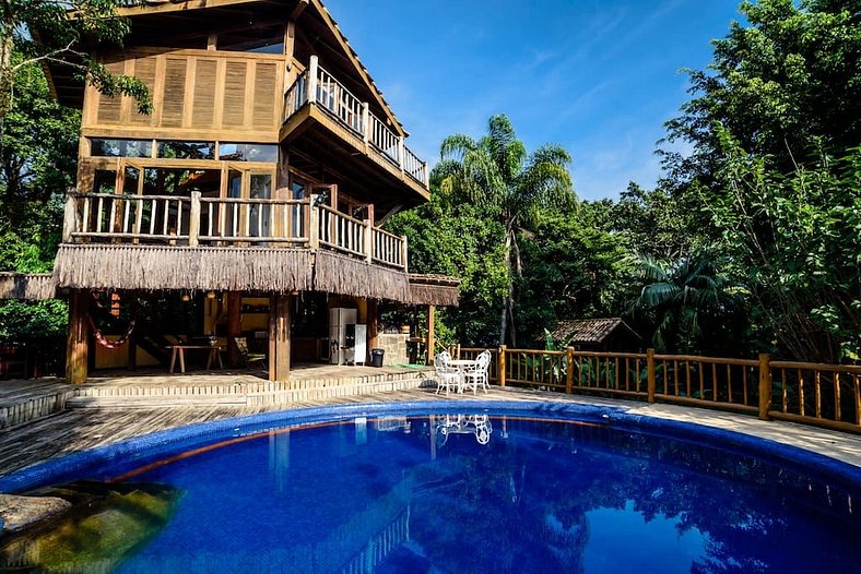 Spa aquecido, piscina e condomínio à beira-mar