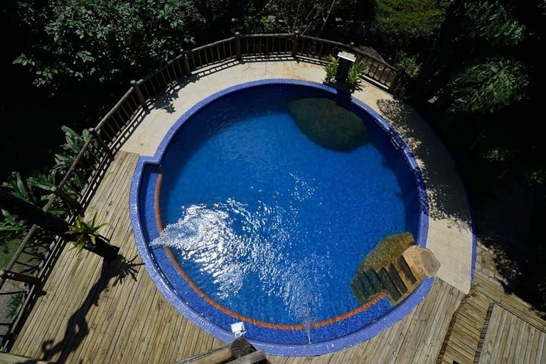 Spa aquecido, piscina e condomínio à beira-mar