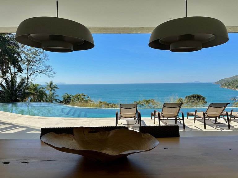 Vista incrível, luxo, piscina e área gourmet